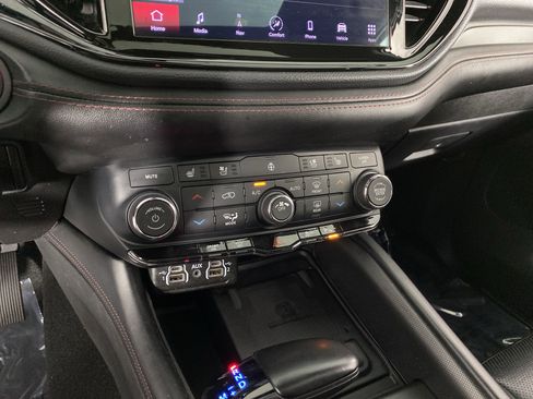 Used 2021 Dodge Durango R/T w/ Blacktop Package image 32