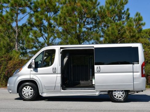 Used 2017 RAM ProMaster 1500 w/ Premium Appearance Group image 4