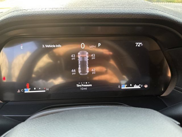 New 2025 Jeep Grand Cherokee Limited w/ Luxury Tech Group II AWD/4WD image 24