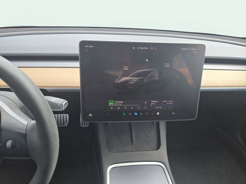 Used 2022 Tesla Model 3 Performance image 25