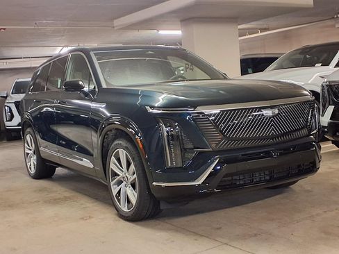 New 2027 Cadillac Vistiq Luxury AWD/4WD image 3
