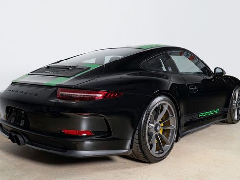 Used 2016 Porsche 911 R image 7