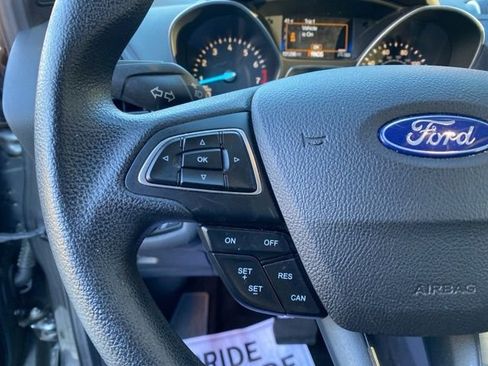 Used 2018 Ford Escape SE image 25