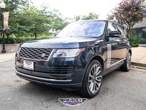 Used 2018 Land Rover Range Rover Supercharged image 3