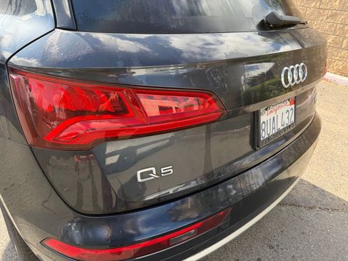 Used 2018 Audi Q5 2.0T Premium w/ Convenience Package AWD/4WD image 11