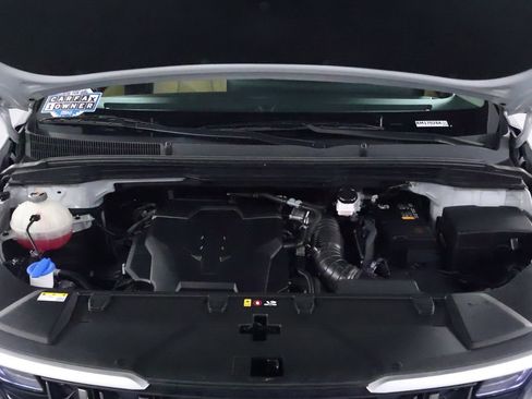 Used 2024 Kia Carnival EX image 34