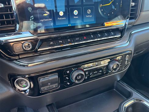 Certified 2024 Chevrolet Silverado 1500 ZR2 w/ Technology Package image 21