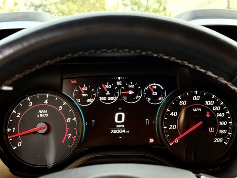 Used 2018 Chevrolet Camaro SS image 27