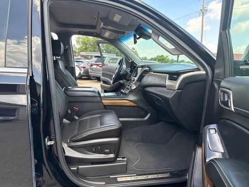 Used 2019 GMC Yukon XL Denali w/ Denali Ultimate Package AWD/4WD image 17