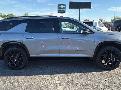 New 2026 Chevrolet Traverse RS image 4