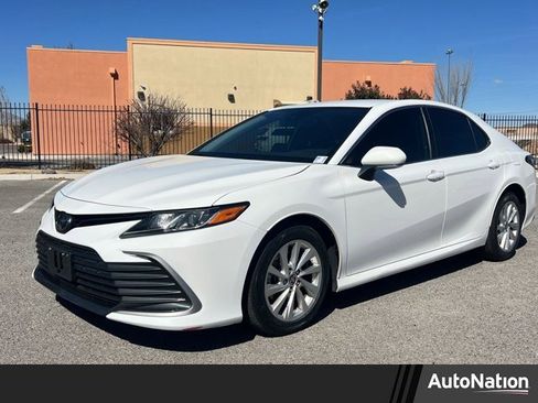 Used 2023 Toyota Camry LE w/ Convenience Package FWD image 1