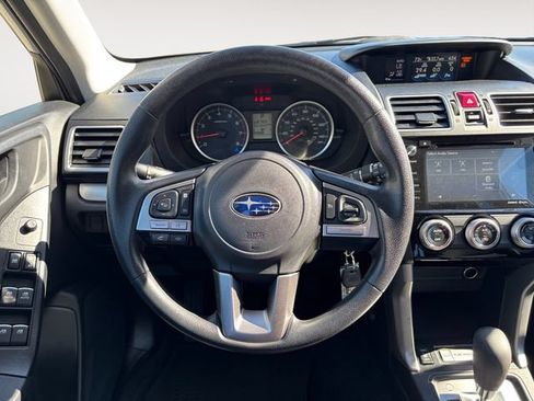 Used 2018 Subaru Forester 2.5i Premium w/ Protection Package #3A AWD/4WD image 12