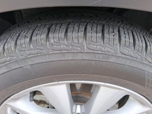 Used 2021 INFINITI QX50 Essential image 19