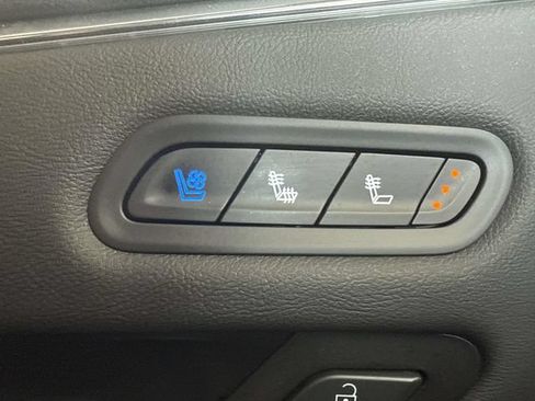 Certified 2023 Cadillac Escalade Premium Luxury w/ Performance Package AWD/4WD image 46