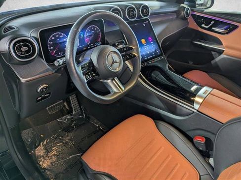 Certified 2025 Mercedes-Benz GLC 300 image 13