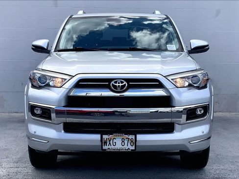 Used 2023 Toyota 4Runner Limited RWD image 6