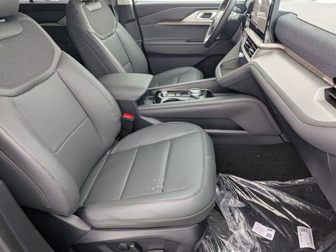 New 2026 Ford Explorer Active w/ Active Comfort Package AWD/4WD image 21