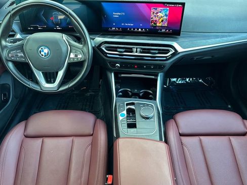 Used 2024 BMW i4 eDrive35 image 14