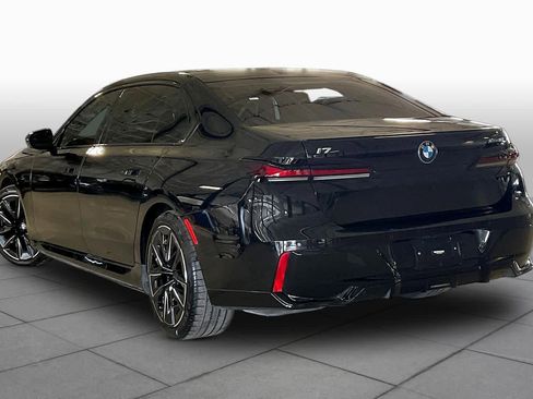 Used 2023 BMW i7 xDrive60 w/ Executive Package 2 image 11