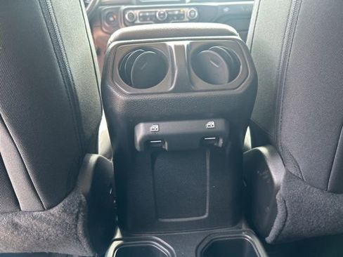 Used 2021 Jeep Wrangler Unlimited Sport image 21