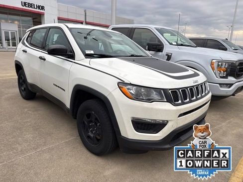 Used 2021 Jeep Compass Sport w/ Mopar Graphics Package AWD/4WD image 11