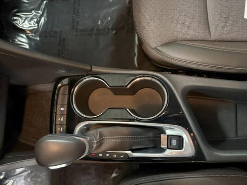 Used 2024 Buick Encore GX Preferred image 17