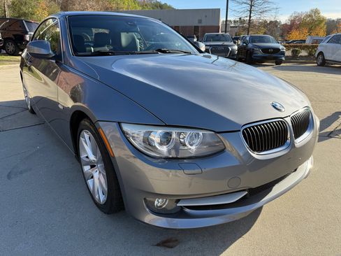Used 2011 BMW 328i Convertible image 7