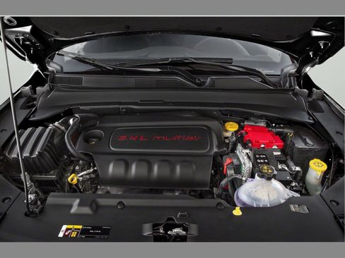 Used 2021 Jeep Compass Latitude FWD image 7
