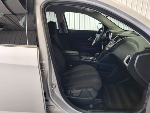 Used 2017 Chevrolet Equinox LT w/ Convenience Package AWD/4WD image 27
