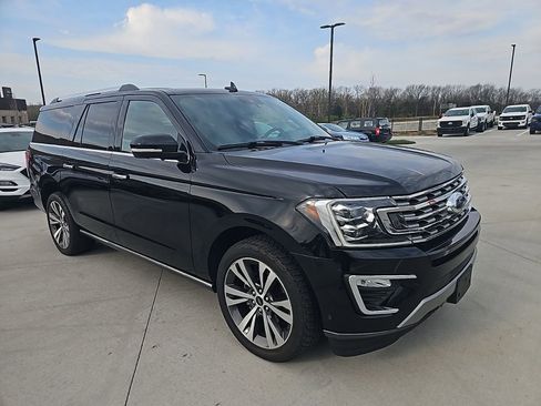 Used 2020 Ford Expedition Max Limited w/ Equipment Group 302A AWD/4WD image 3