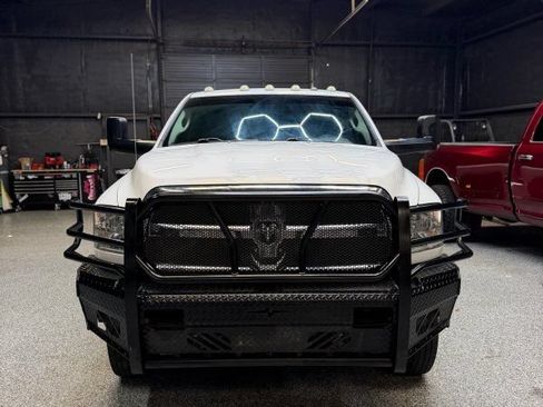 Used 2015 RAM 3500 Tradesman w/ Chrome Appearance Group AWD/4WD image 2