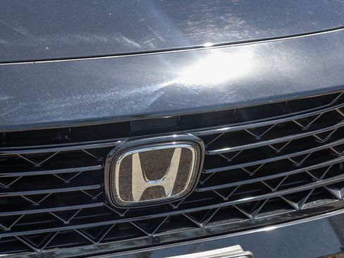 Used 2024 Honda Accord Sport image 4