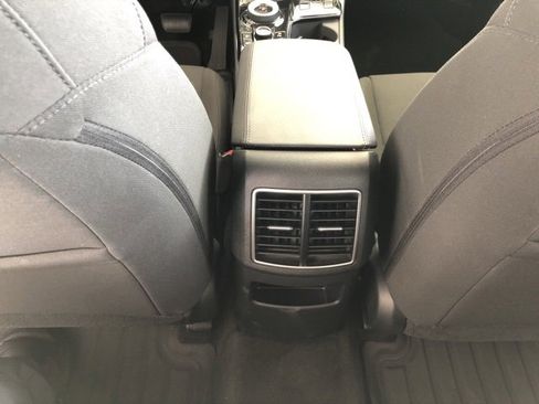 Used 2024 Kia Sportage LX image 37