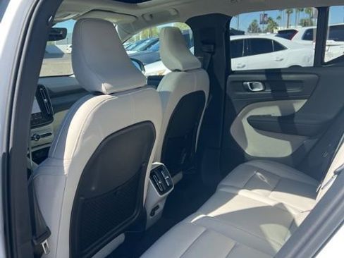 New 2026 Volvo XC40 B5 Plus w/ Protection Package Premier AWD/4WD image 21