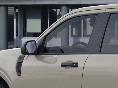 New 2025 Ford Maverick XL image 21