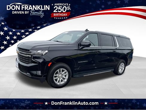 Used 2024 Chevrolet Suburban LT AWD/4WD image 1