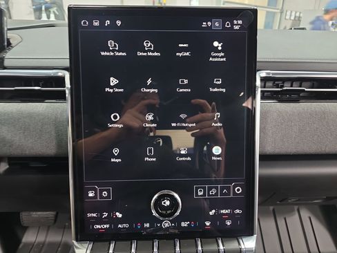 New 2026 GMC Sierra EV Elevation AWD/4WD image 21