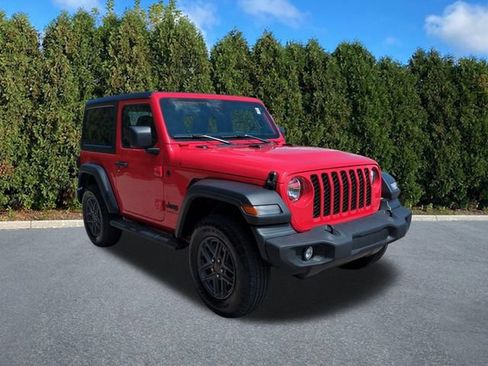 Used 2024 Jeep Wrangler Sport AWD/4WD image 3