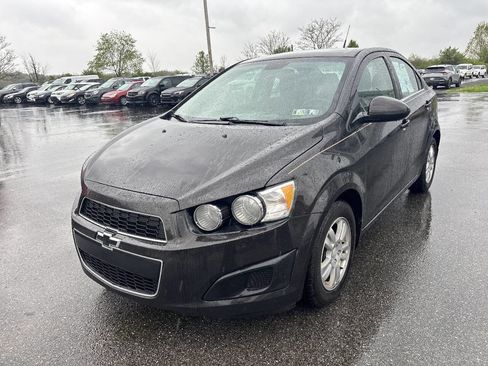 Used 2013 Chevrolet Sonic LT FWD image 3