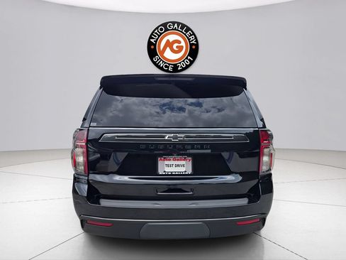 Used 2021 Chevrolet Suburban Z71 w/ Rear Media and Nav Package AWD/4WD image 5