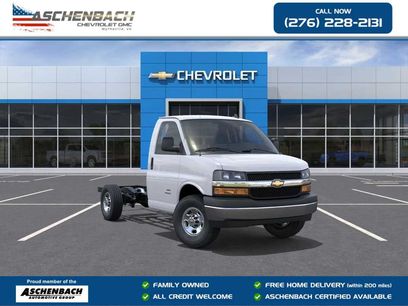 New 2025 Chevrolet Express 3500 w/ Power Convenience Package