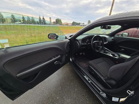 Used 2017 Dodge Challenger SXT w/ Sound Group image 16