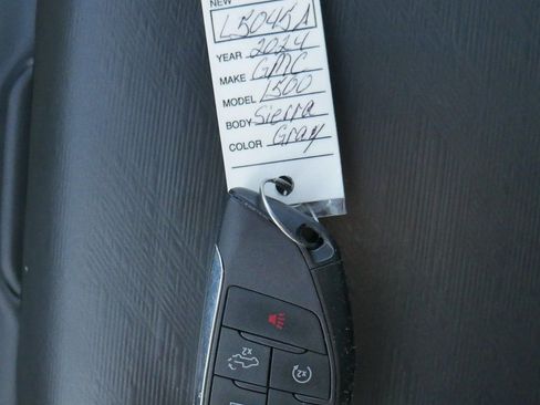 Used 2024 GMC Sierra 1500 AT4X image 93