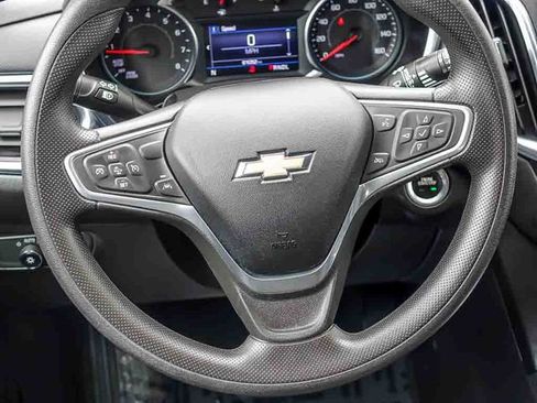 Certified 2023 Chevrolet Equinox LT FWD image 18