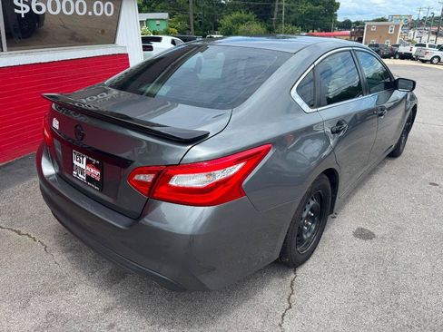 Used 2017 Nissan Altima 2.5 S w/ Power Driver Seat Package FWD image 7