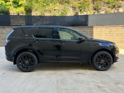 Used 2025 Land Rover Discovery Sport Dynamic SE image 7