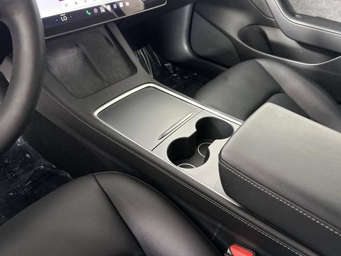 Used 2022 Tesla Model 3 Long Range AWD/4WD image 31
