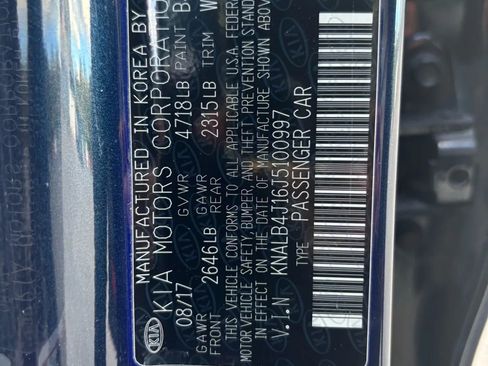 Used 2018 Kia Cadenza Premium image 32