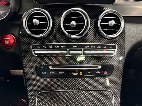 Used 2018 Mercedes-Benz GLC 43 AMG 4MATIC image 21