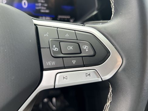 Used 2023 Volkswagen Taos S image 17